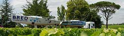 Les bateaux du Tour de France &agrave; la Voile 2007 en escale dans les vignes du Ch&acirc;teau Reignac de Tizac
